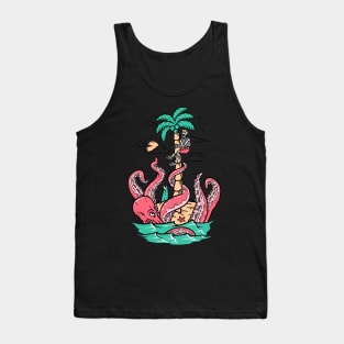 The giant octopus attack the skull Tank Top